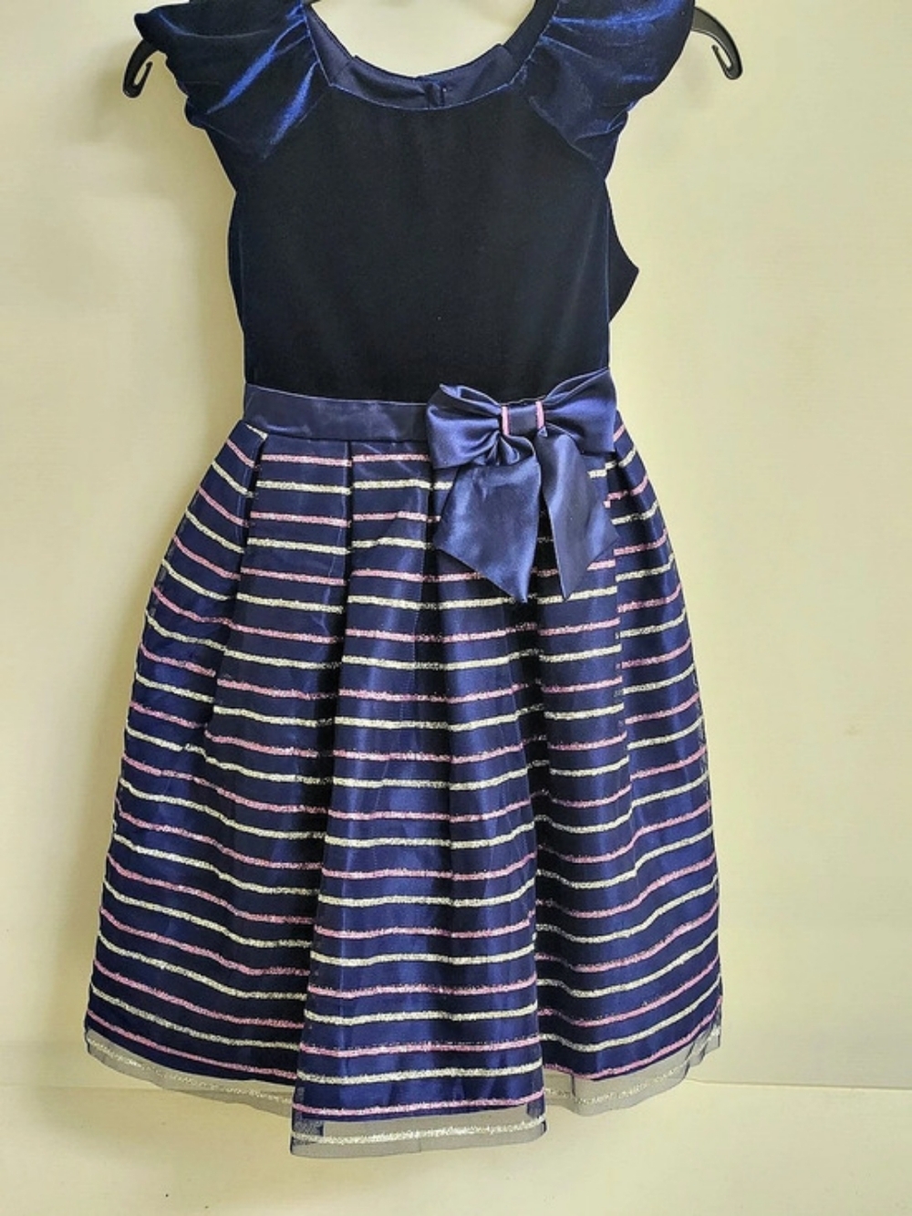 Jona Michelle Navy Velvet w/Glitter Striped Skirt PartyDress,Girls 6, EPreLC